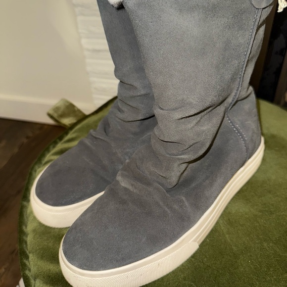 Taos Cozy Chic - Picture 2 of 7